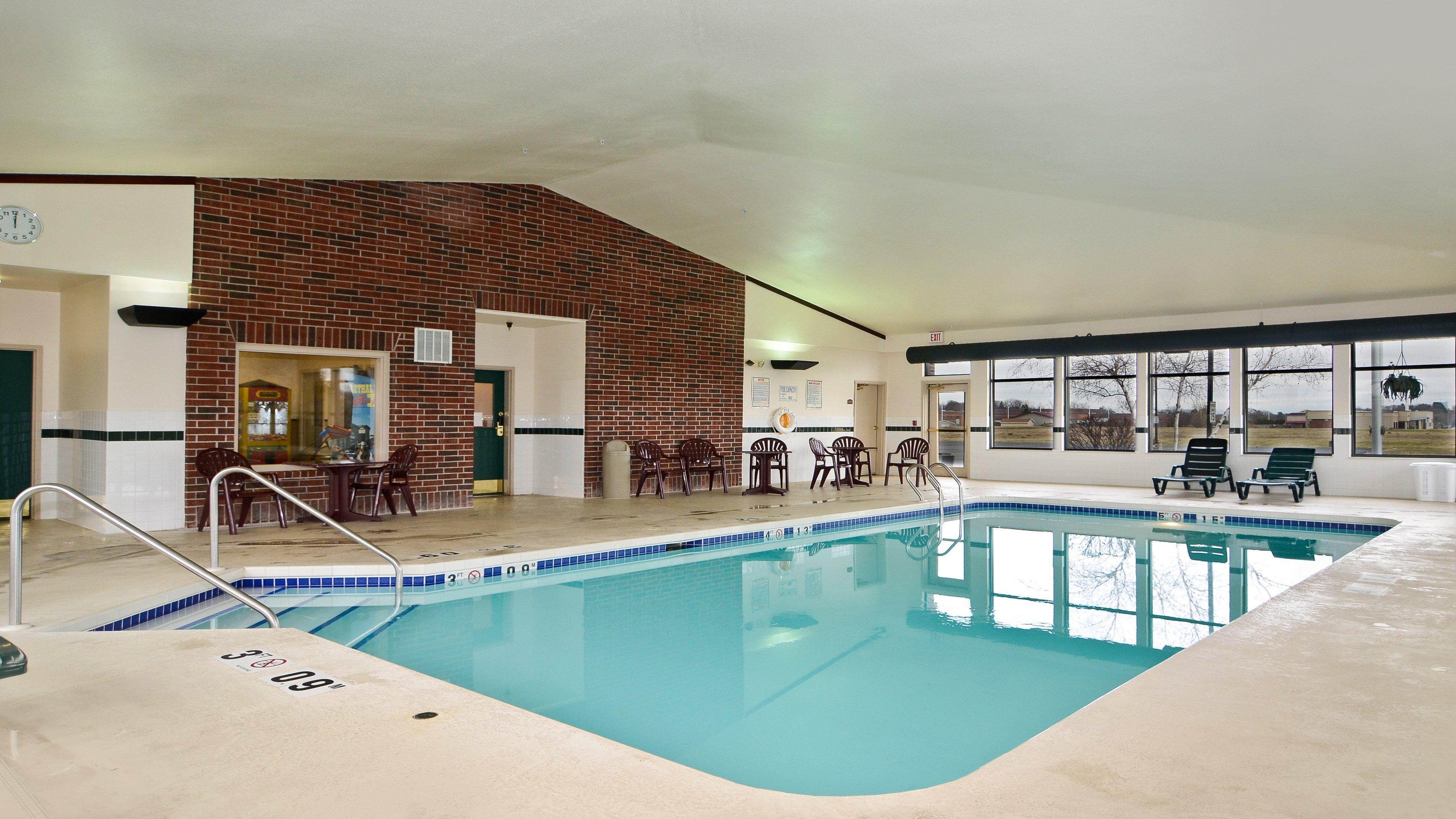Holiday Inn Express Hotel & Suites Fort Atkinson By Ihg Екстер'єр фото